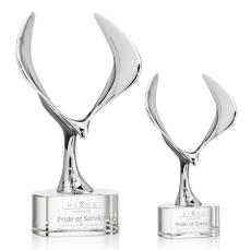 Maverick Eagle Clear on Paragon Base Animals Crystal Award - Newest Additions