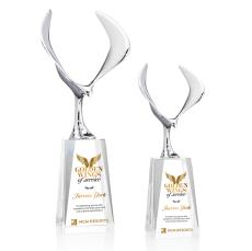 Maverick Eagle Full Color Clear on Cairns Base Animals Crystal Award - Award Shapes
