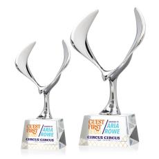 Maverick Eagle Full Color Clear on Robson Base Animals Crystal Award - Eagle Awards